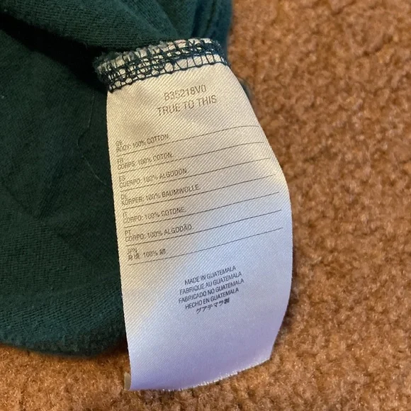 Green t - Picture 3 of 3